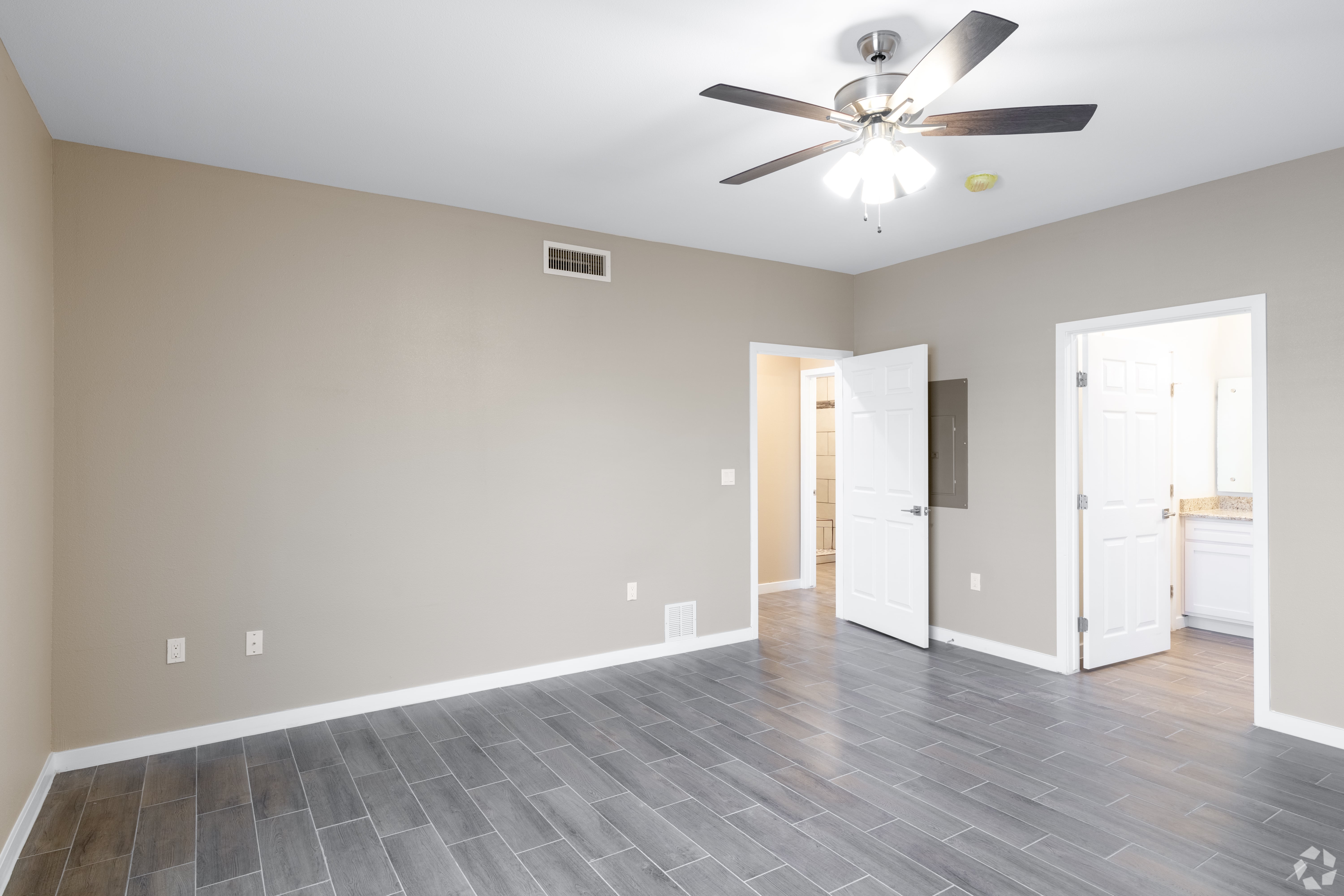 McCombs Village Thumb 7